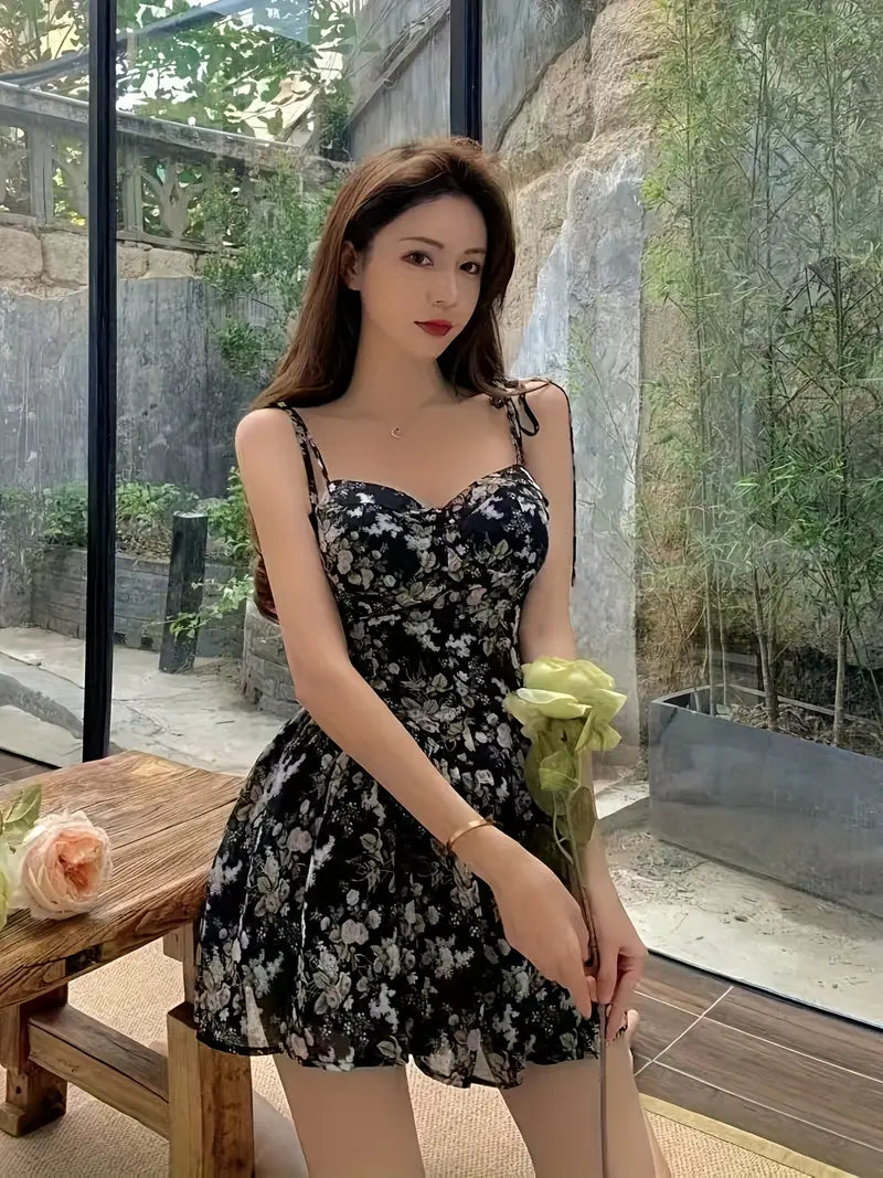 Women's Sexy Floral-like camisade dress - Waist-Cinching fit, Heart Neckline, Non-Sheer Party & Formal Dresses for Women - Easy Care Evening Outfits for Spring/Summer/Fall Events