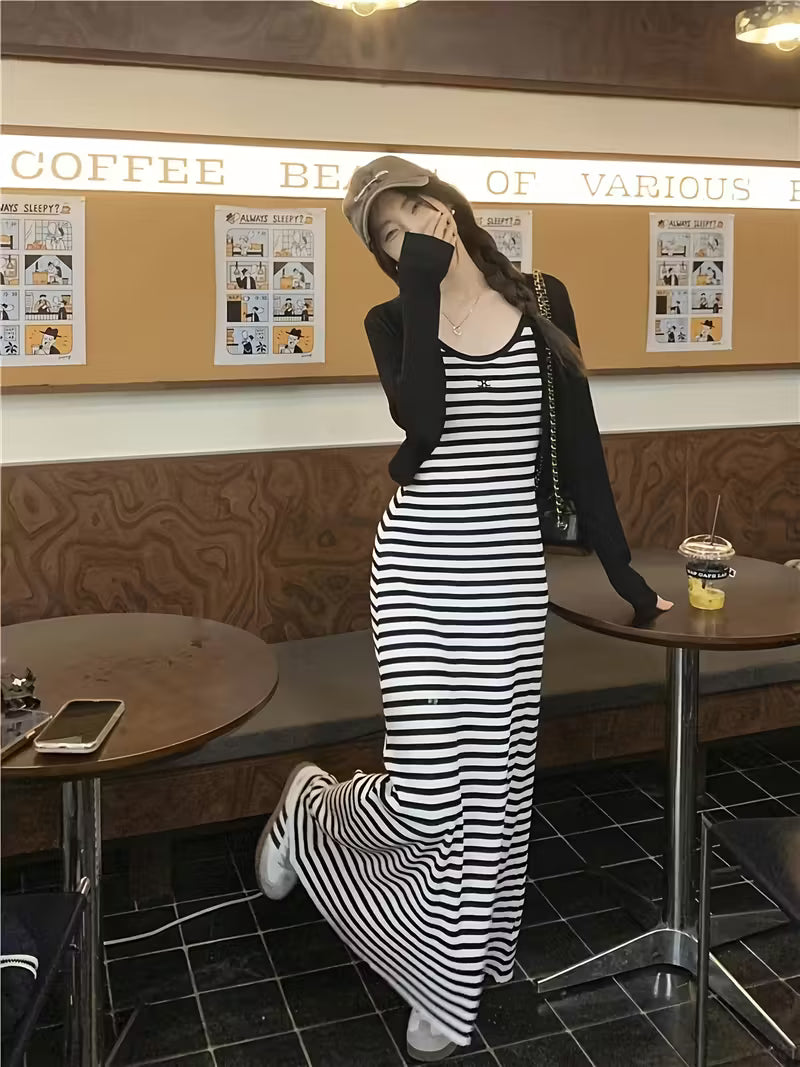 Women's French-Inspired Bodycon Maxi Dress - Off-Shoulder/One-Shoulder Striped Slim Fit Summer Dress with Built-In Bra Pads, Machine Washable Casual Chic Outfit, Warm Weather Fashion, Comfortable Fabric, Trendy Wardrobe