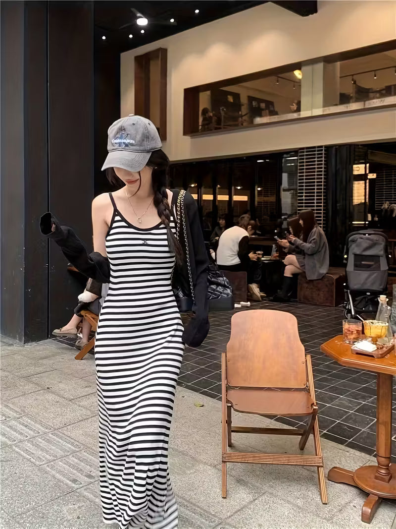 Women's French-Inspired Bodycon Maxi Dress - Off-Shoulder/One-Shoulder Striped Slim Fit Summer Dress with Built-In Bra Pads, Machine Washable Casual Chic Outfit, Warm Weather Fashion, Comfortable Fabric, Trendy Wardrobe