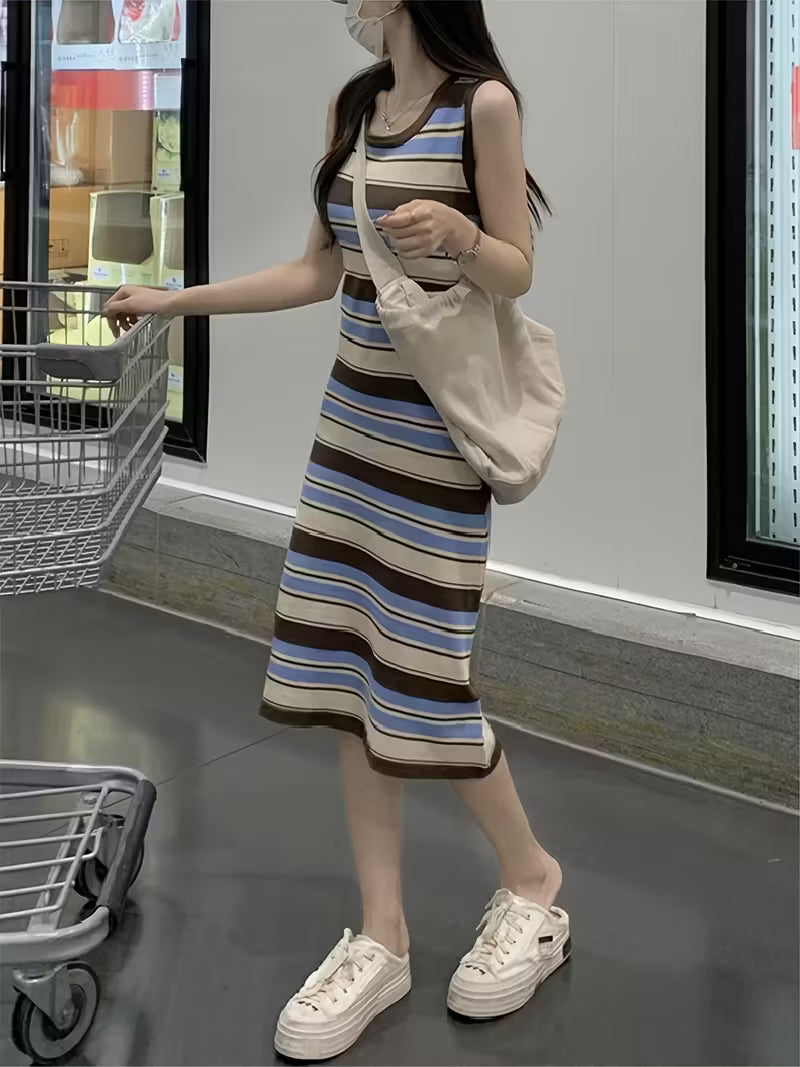 Women'S Sleeveless Striped Maxi Dress - Slim Fit, Color Block Design, Round Neck, Lightweight Polyester Blend for Spring/Summer, Perfect for Casual or Fashionable Outfits, Casual Summer Dress | Sleeveless Fashion | Lightweight Fabric