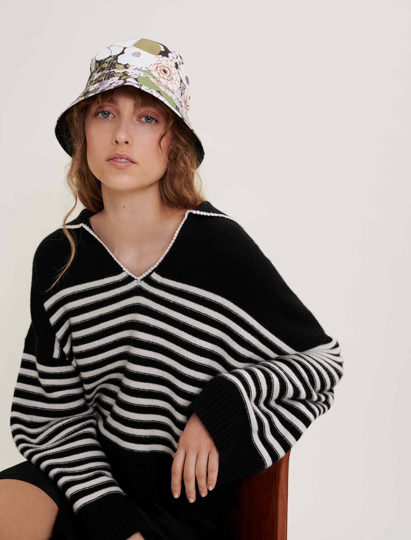 CASHMERE AND CROCHET SAILOR TOP