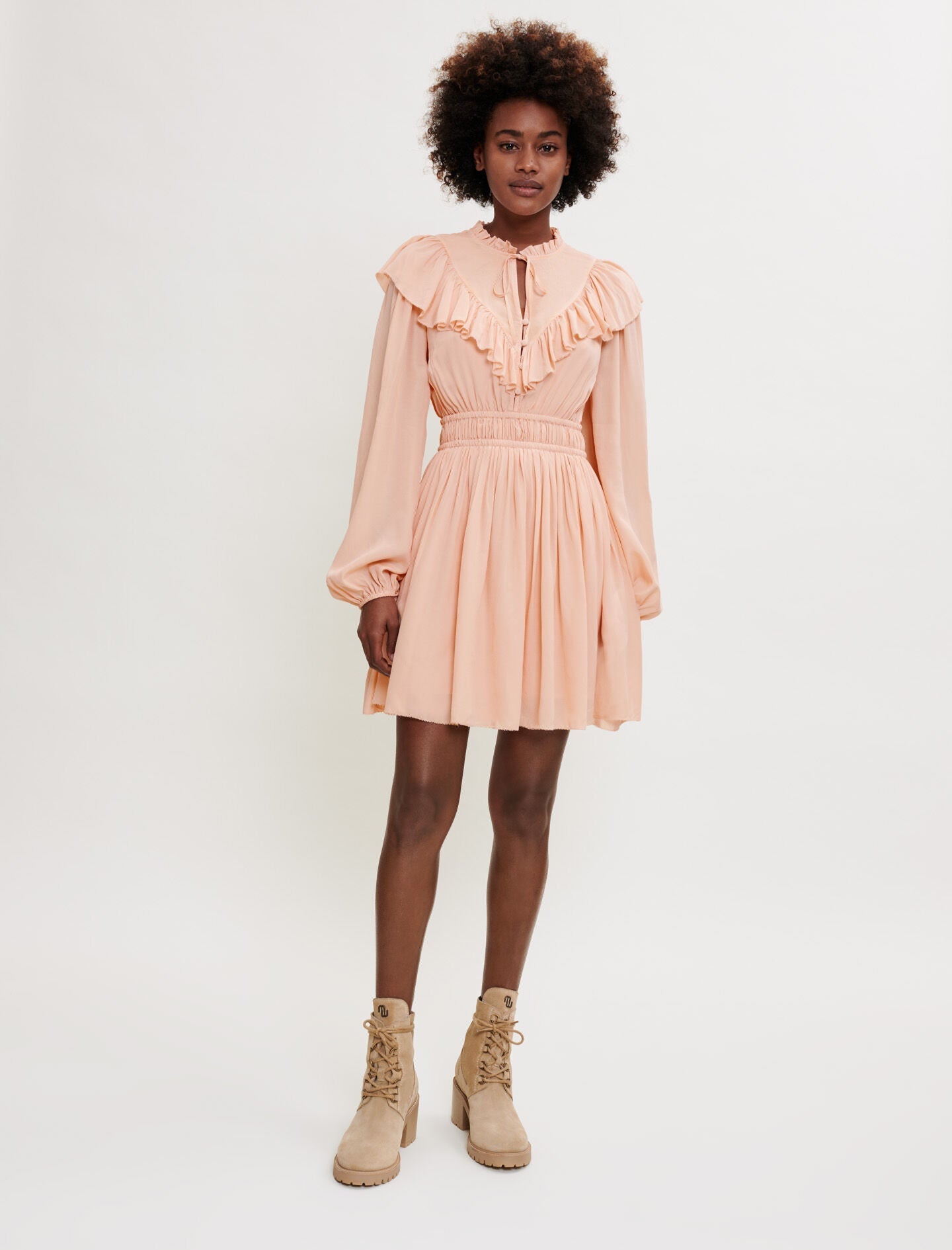 FLOWING DRESS WITH FITTED WAIST