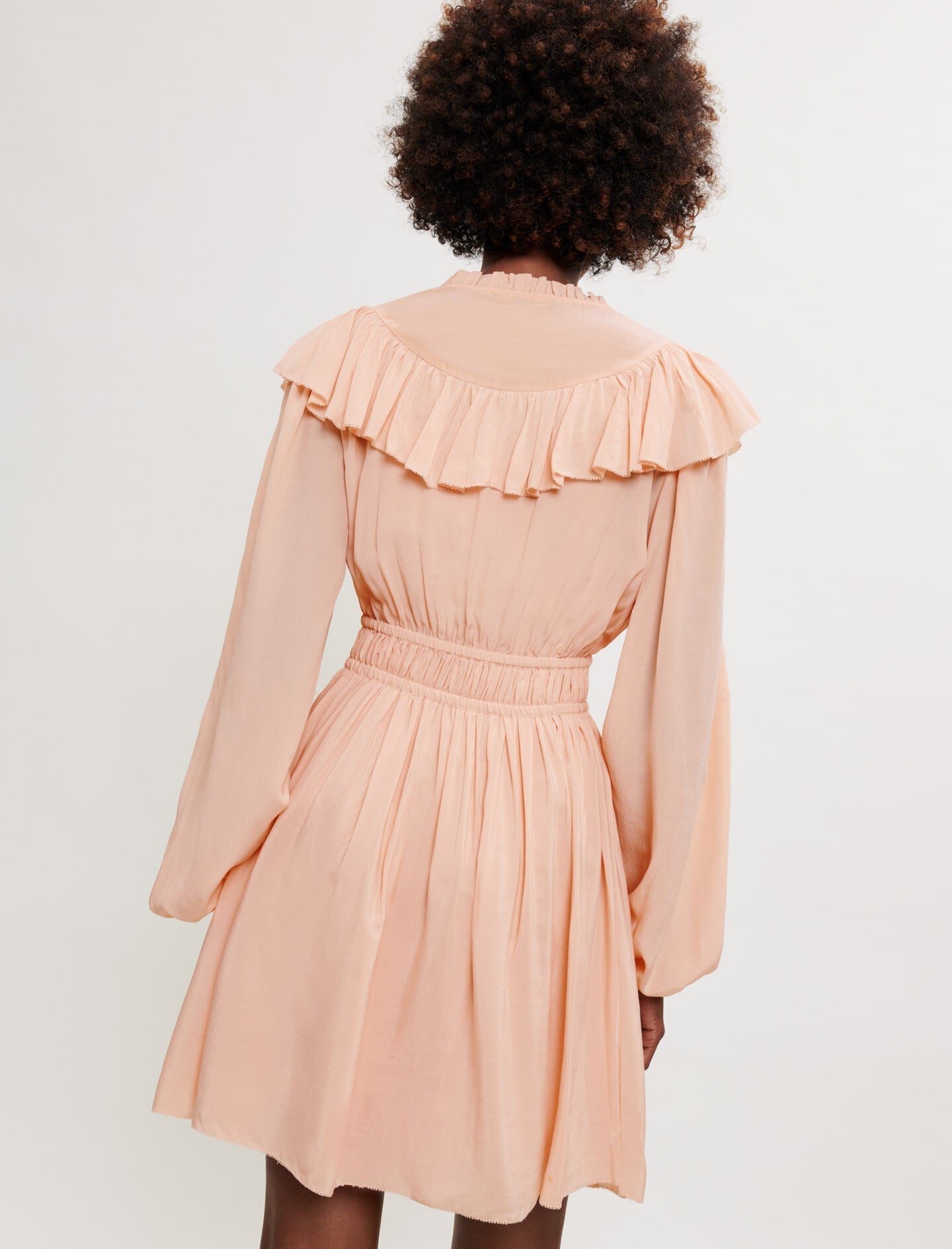 FLOWING DRESS WITH FITTED WAIST