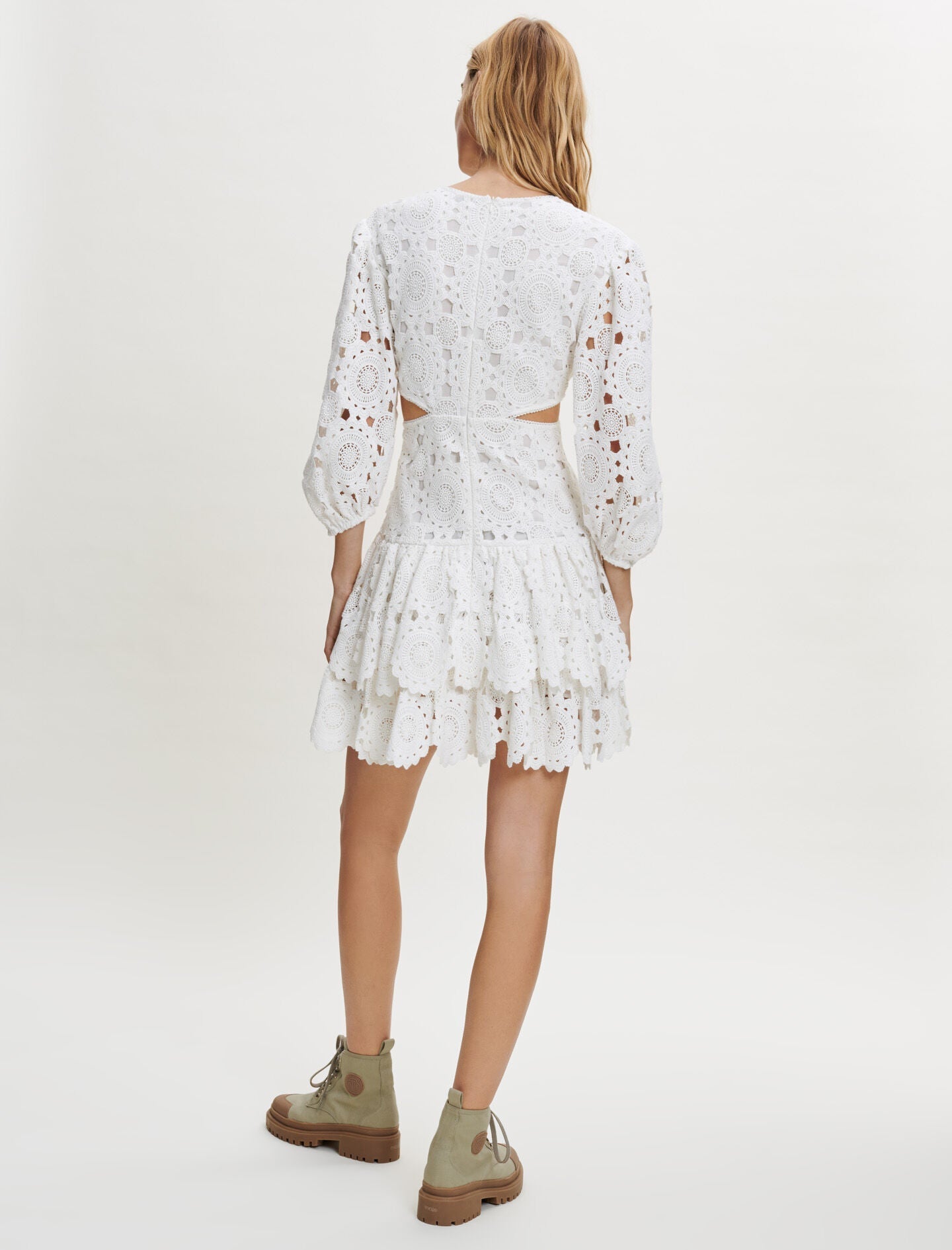 GUIPURE DRESS WITH OPENING AT THE WAIST