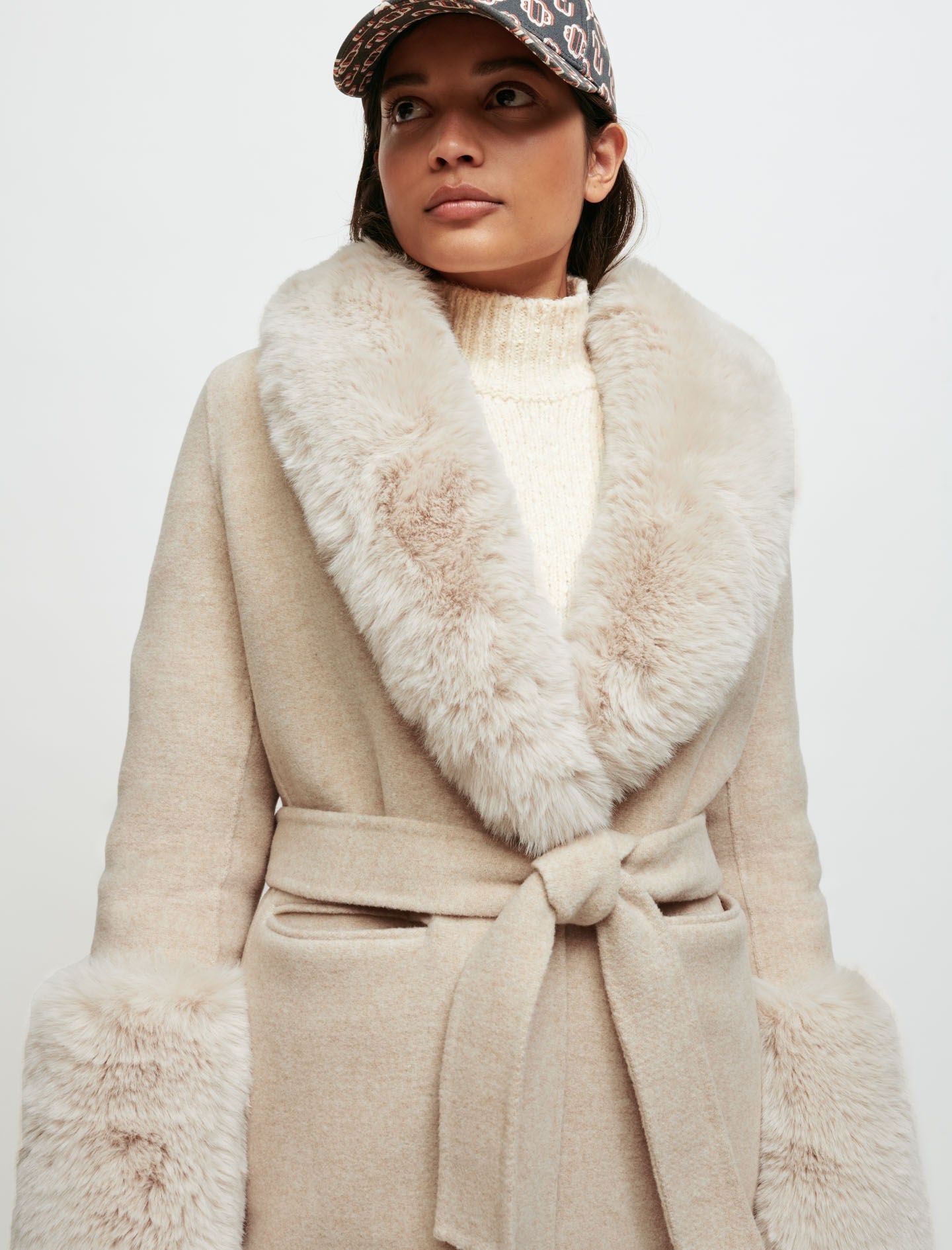 DOUBLE-FACED FUR-EFFECT COAT