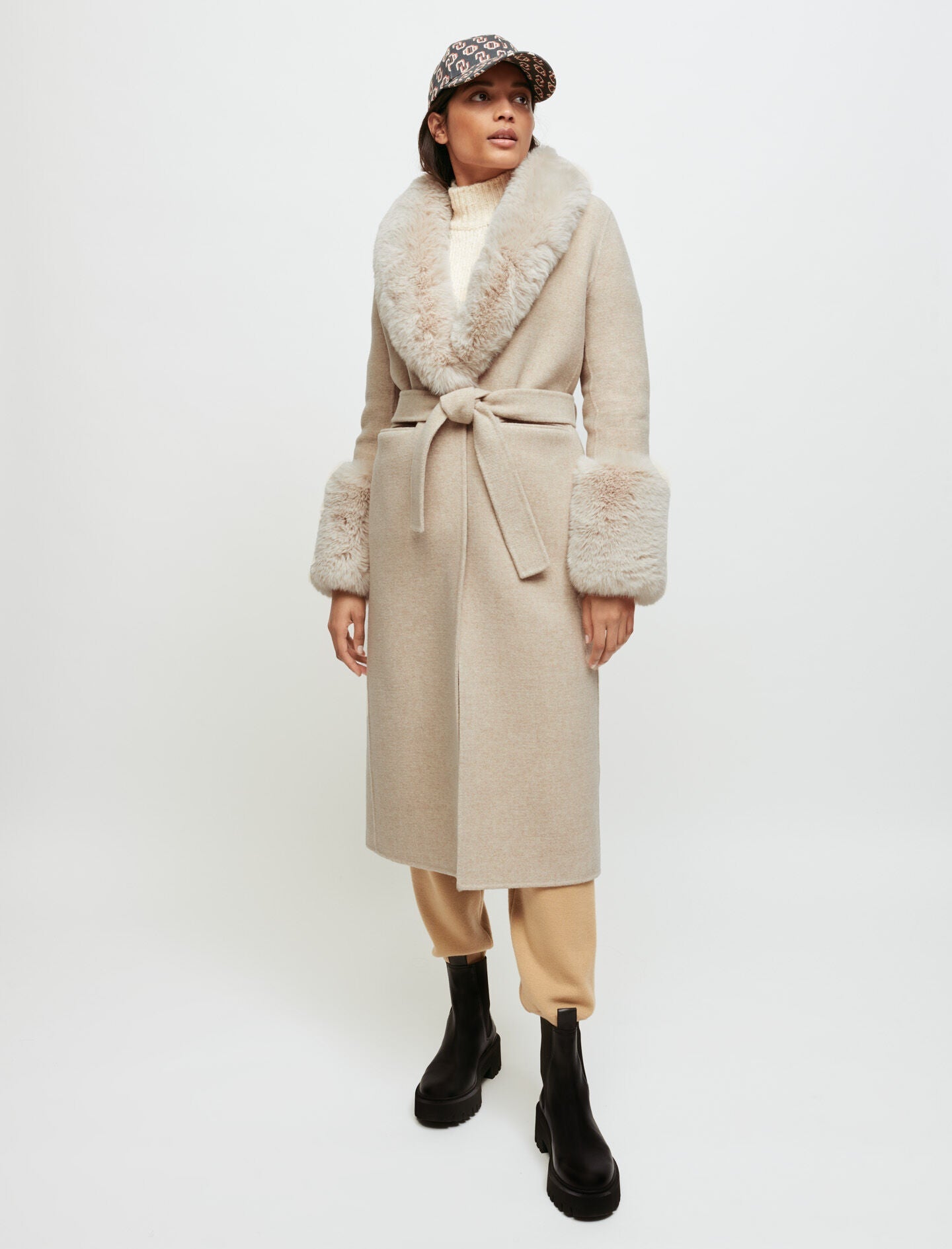 DOUBLE-FACED FUR-EFFECT COAT