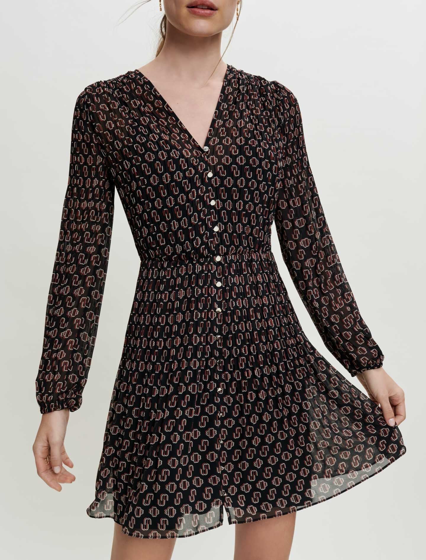 ALL-OVER PLEAT DRESS WITH BUTTONS