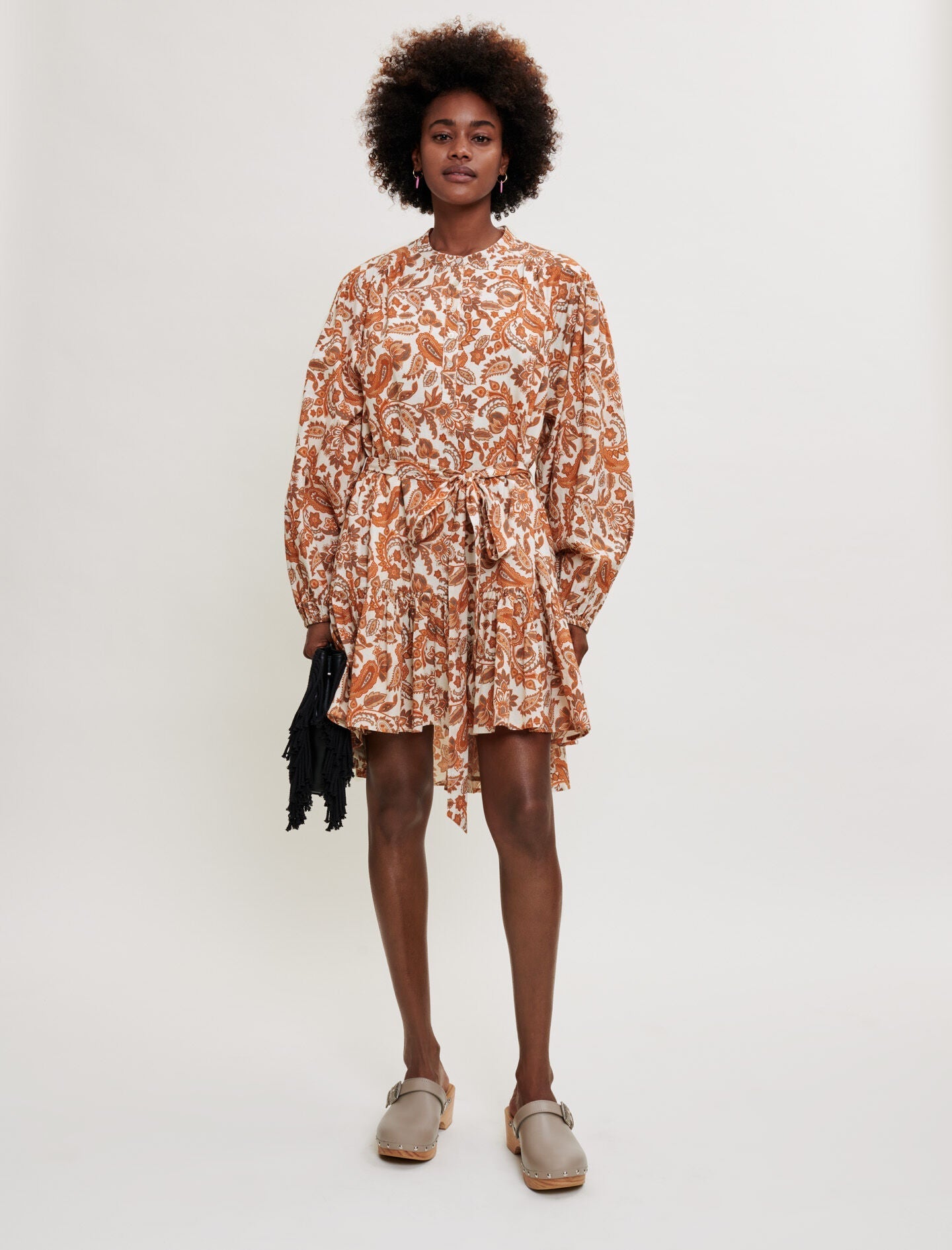BELTED SHIRT DRESS IN PRINTED COTTON